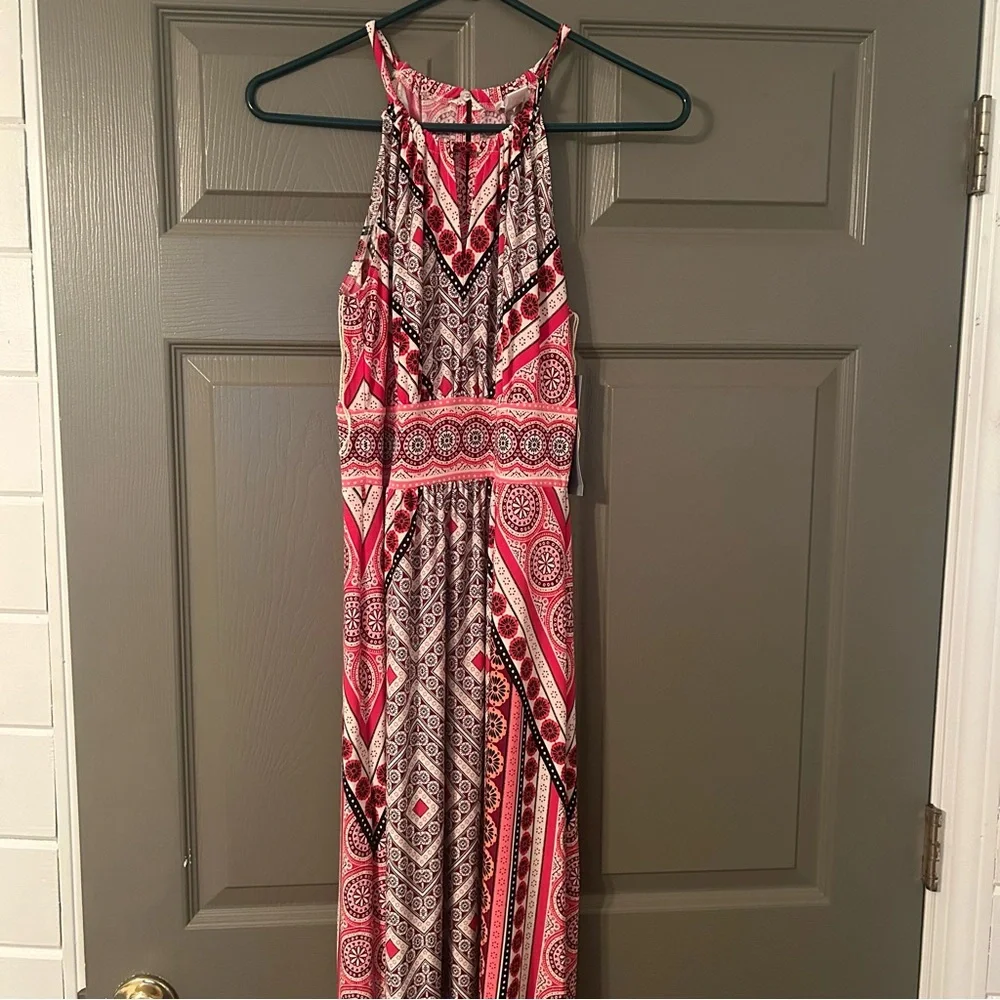 London Times Full Length Halter Dress. U.S. 6 - Picture 6 of 13